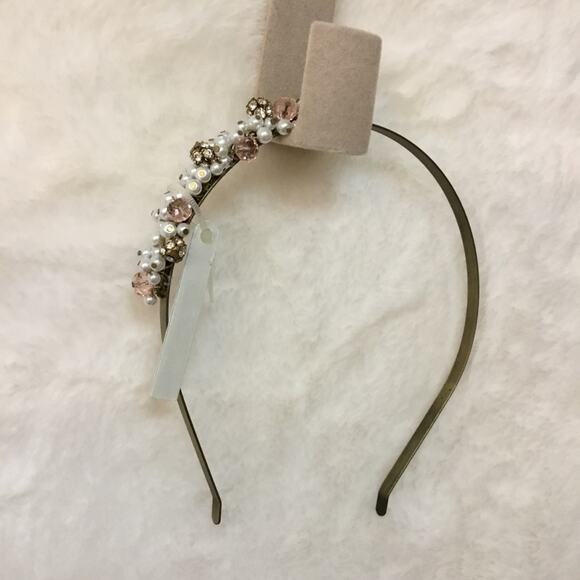 Shopeunoia Boutique Other - Pink & White Beaded Headband